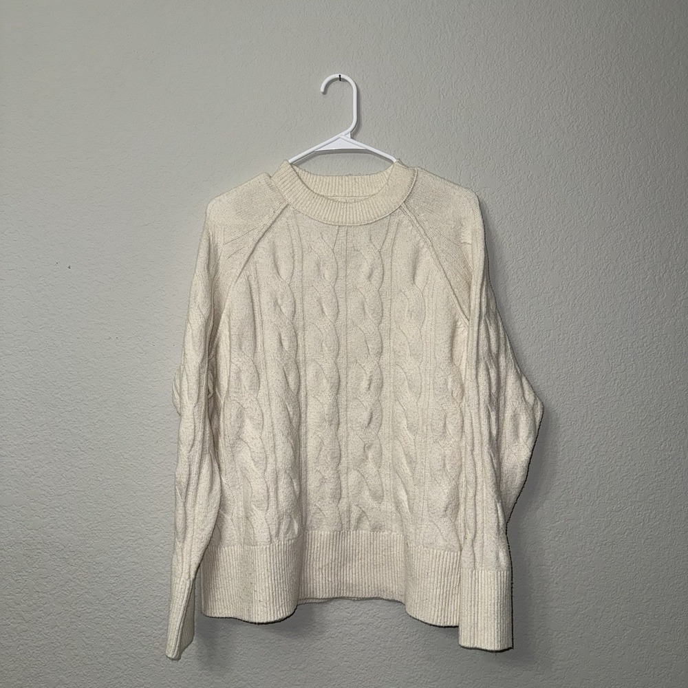 Aerie unREAL Women's Cable Crewneck Pullover Sweater Cream Ivory Size XS Cozy